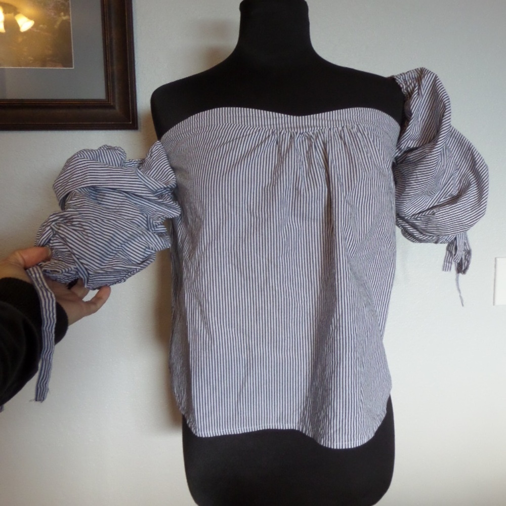 GIA Monae White and Black 100% COTTO Size M